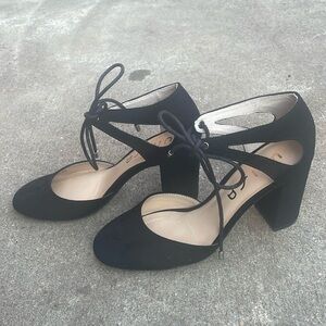 Unisa high heels brand new. Never wore. Black 7 1/2